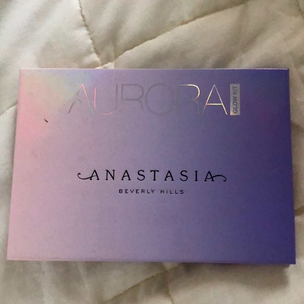 ANASTASIA AURORA HIGHLIGHT GLOW KIT